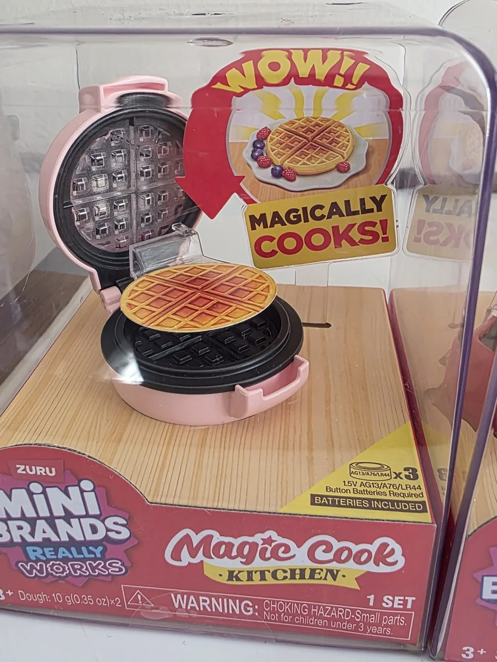 Mini Brands Magic Cook Kids Toy Kitchen Set - Red Stove & Silver Mixer NWT.